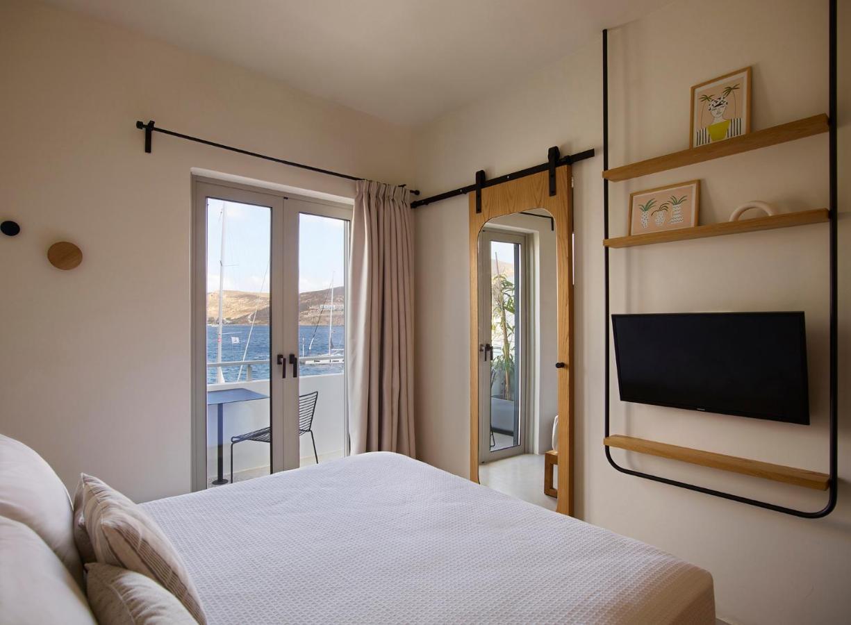 Chill & Co. Serifos Livadi  Luaran gambar